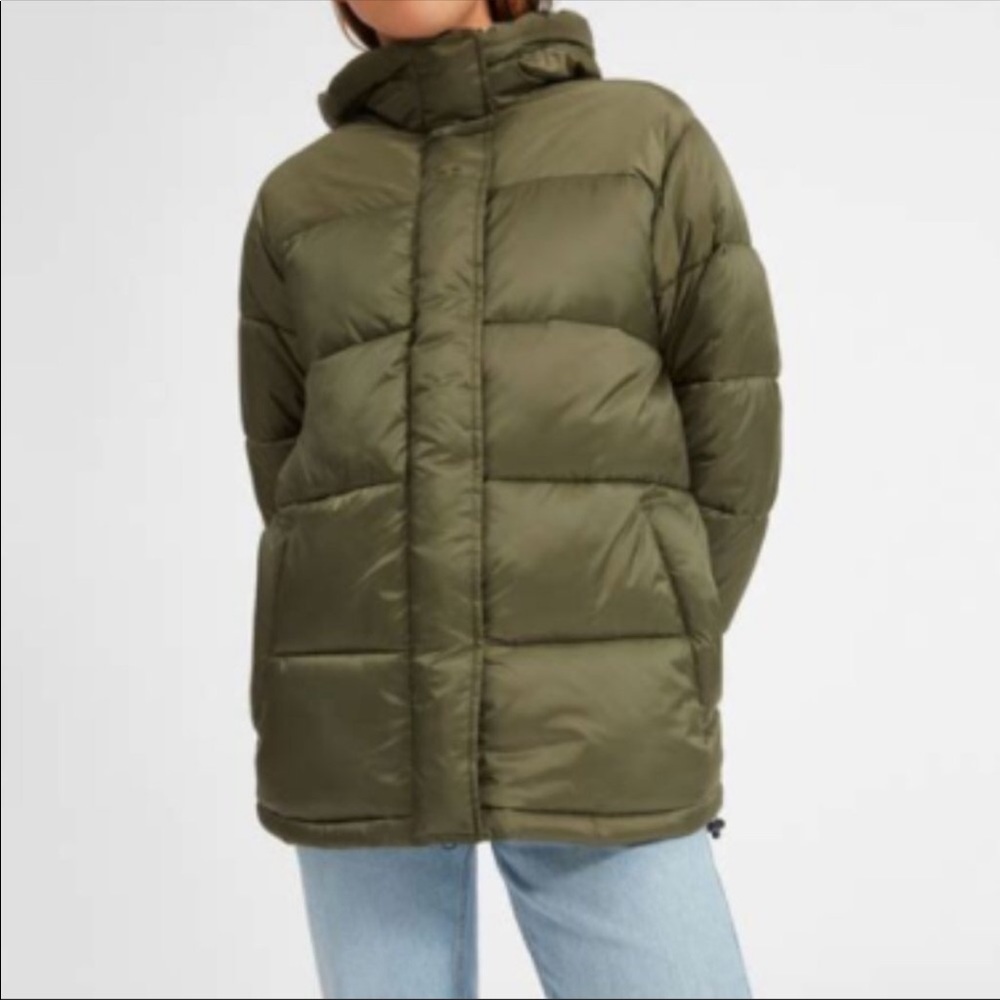 Everlane ReNew Puffy Puff Coat - Picture 2 of 3